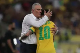 巴西队主帅蒂特：如果我们赢得今年世界杯，内马尔将获得金球奖图片