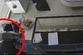 不用钥匙就能骑走电动车？学“费”了……图片