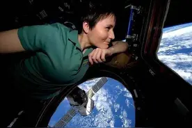 在太空拍抖音，来中国训练，她又成了首个太空漫步的欧洲女性图片
