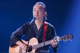 《2022中国好声音》今晚将迎首次PK赛！黄霄雲、希林娜依·高行使助教权图片