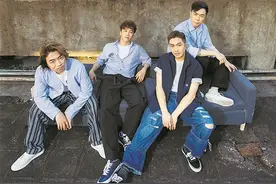 香港乐队Supper Moment：有舞台有音响有观众，我们就用心去“玩”一下丨文娱·幕后图片