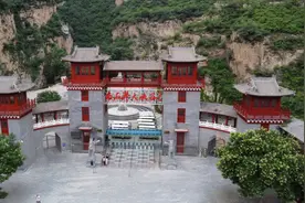 京西南石洋大峡谷正式开放 领略乡村山水画卷图片