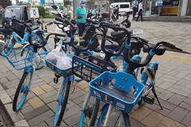 周一早高峰，哈啰单车“崩了”图片