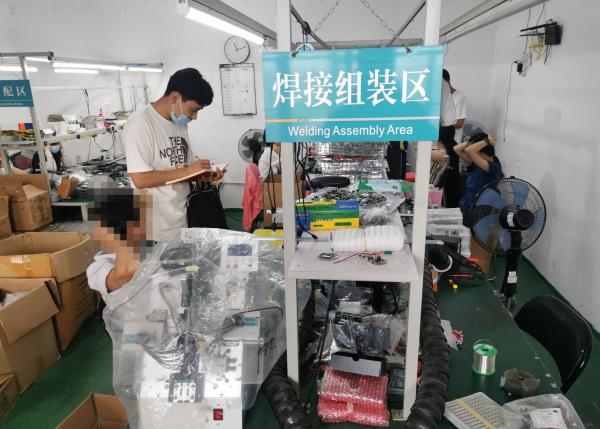 窃听窃照设备“潜伏”在消费者身边 警方切断黑色产业链