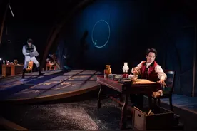 捕捉科学家的可爱一面，这部剧把伽利略开普勒的故事搬上舞台图片