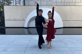 “她们是专业的吧！”又美又飒，杭州这对闺蜜拉丁舞组合绝了图片