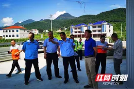 高温下的坚守｜我们的工作在路上——娄底高速公路路政执法队员工作纪实图片