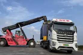 山东临沂临港区：港口“直通车”为老区注入新动能图片