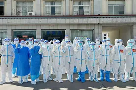 鲁藏同心 共同抗疫丨山东援藏医疗队：高原上的医师节图片