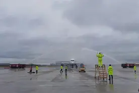 过水门！空客A350“首秀”哈尔滨图片