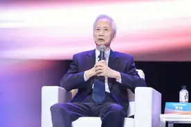 中科院院士张钹：机器人和人工智能是完全独立的两个学科图片