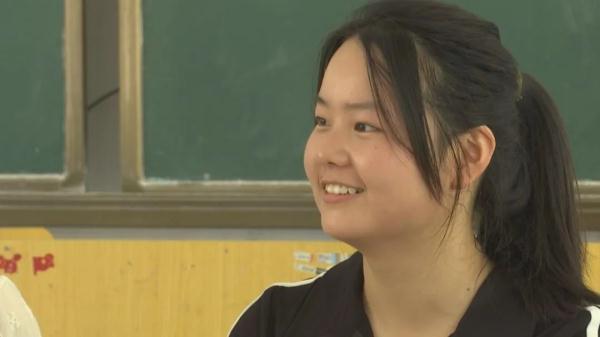 家庭屡遭变故，她以超一本线成绩被录取！这个姑娘让人心疼又佩服