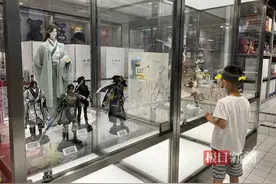 盲盒经营拟立新规，武汉多数盲盒店产品标注抽中率和适用年龄图片