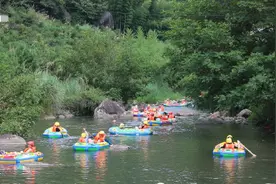 女子41°C高温玩漂流突然四肢僵硬发冷，医生：不是中暑是失温图片