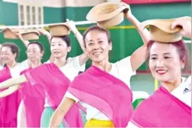 换肾34年，58岁王姐活出满意的样子图片