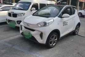 用户租来练习漂移，零星活下来的共享汽车能坚持走多远图片