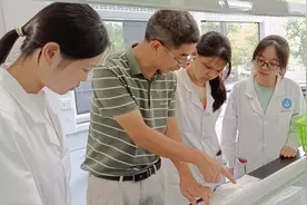 科研不放假！嘉应学院生科院实验室暑期“不打烊”图片