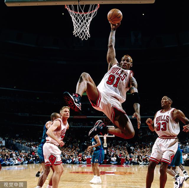 “体育外交家”当上瘾了？罗德曼赴俄帮助涉毒美国女篮球星