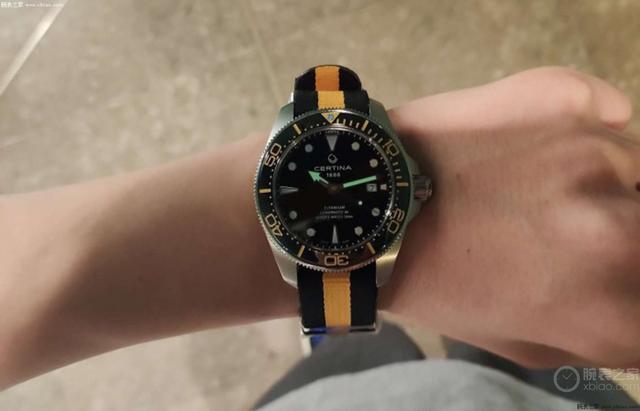 2��Ԫ�ڣ�2022��ֵ�ù���Ļ�е����̵�