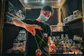 “斜杠青年”摆摊记：向往佛山夜市的创意与烟火气图片