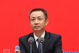 中国这十年丨退役军人优待证让持证人享受实实在在的优待图片