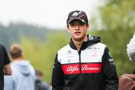 周冠宇感谢队友主动帮忙拉尾流，F1比利时站排位赛进入Q2图片