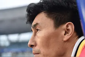 广州城队官宣：李玮锋出任一线队主教练，肇俊哲转任技术总监图片