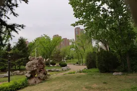 美景山东｜红石公园：在这里欣赏侏罗纪红石图片