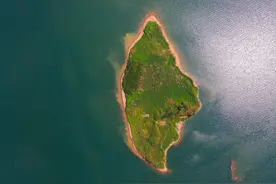 初秋时节 湖南长沙湘江“绿心”景如画图片