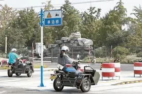 “不会骑自行车都能拿本”！两天就能拿摩托车驾照？图片