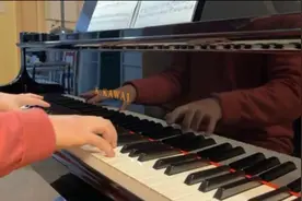 经典名曲：门德尔松《婚礼进行曲》（钢琴演奏：赵健）图片