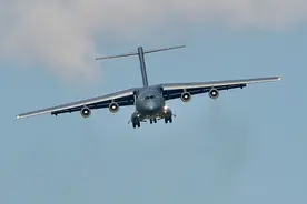 奥地利媒体：中国空军运-20已抵达采尔特韦格，将参加“欧洲最大航展”图片