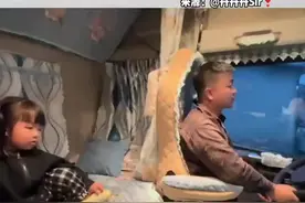 驾驶室打造成浪漫“城堡”！曲靖夫妻带孩子跑车，把平凡日子过成诗图片