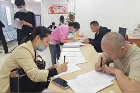 享受人才绿色通道 平顶山16名新录用选调生顺利入住公租房图片