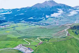筑起祁连山片区生态屏障图片