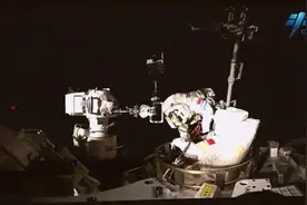 舱门更大、绳子更长，灯光更多，中国航天员“太空漫步”装备又升级了图片