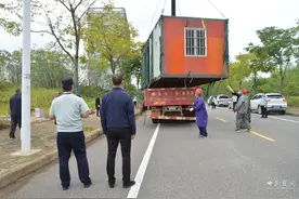 持续发力 东湖高新区左岭街整治废品回收站乱象图片