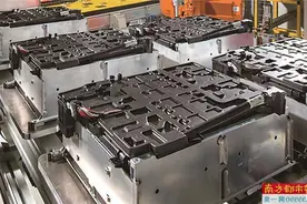 新能源车电池迎“退役潮”废旧电池如何回收？图片