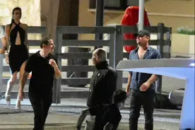 保鲜期3年！小李子无缝衔接搭新欢：22岁离异人妻图片