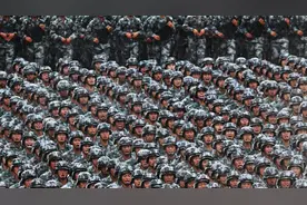 中国军队国际形象网宣片《PLA》，震撼发布!视频封面