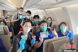 东航4架宽体机再飞海南 从三亚接1009名上海医护凯旋图片