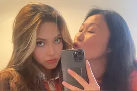 谷爱凌生日晒与母亲合照 谷妈连用12个“最”花式夸女儿图片