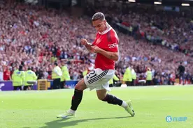 一次看够！安东尼护球转圈秀：从阿贾克斯转到曼联，再转到国家队图片