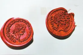 喝“觉醒年代”咖啡，盖“新青年”章 最“潮”观展人都到这里“打卡”图片