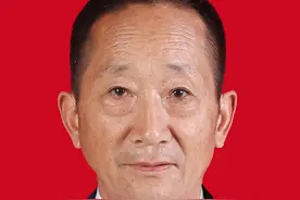 “出彩河南人”2022最美教师事迹简介图片