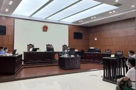 安徽一男子26楼高空抛物，被判在案发现场安装监控图片