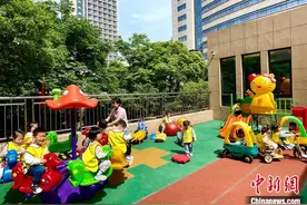 杭州拟向二孩家庭发放补助5000元 向三孩家庭发放补助2万元图片