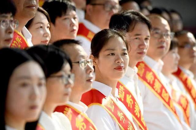 ������������ˣ����������е�38����ʦ����ף�