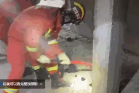 危！一男子不慎掉落地下室，动不了了…图片