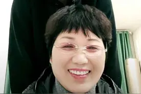 被拐24年重逢后 52岁母亲与28岁儿子共度第一个中秋图片